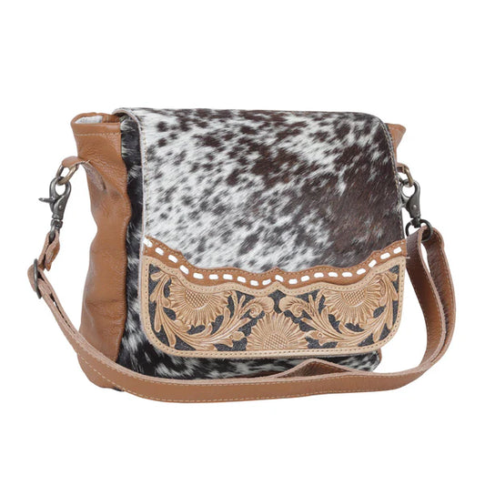 Mangnifigue Concealed Carry Myra Bag
